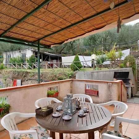 Ca De Baci Apartment Vessalico ภายนอก รูปภาพ