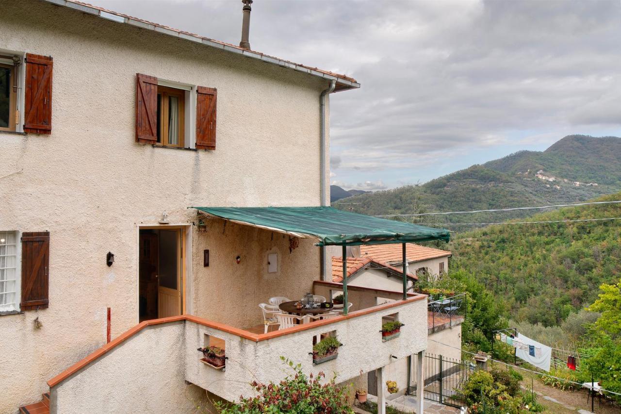 Ca De Baci Apartment Vessalico ภายนอก รูปภาพ