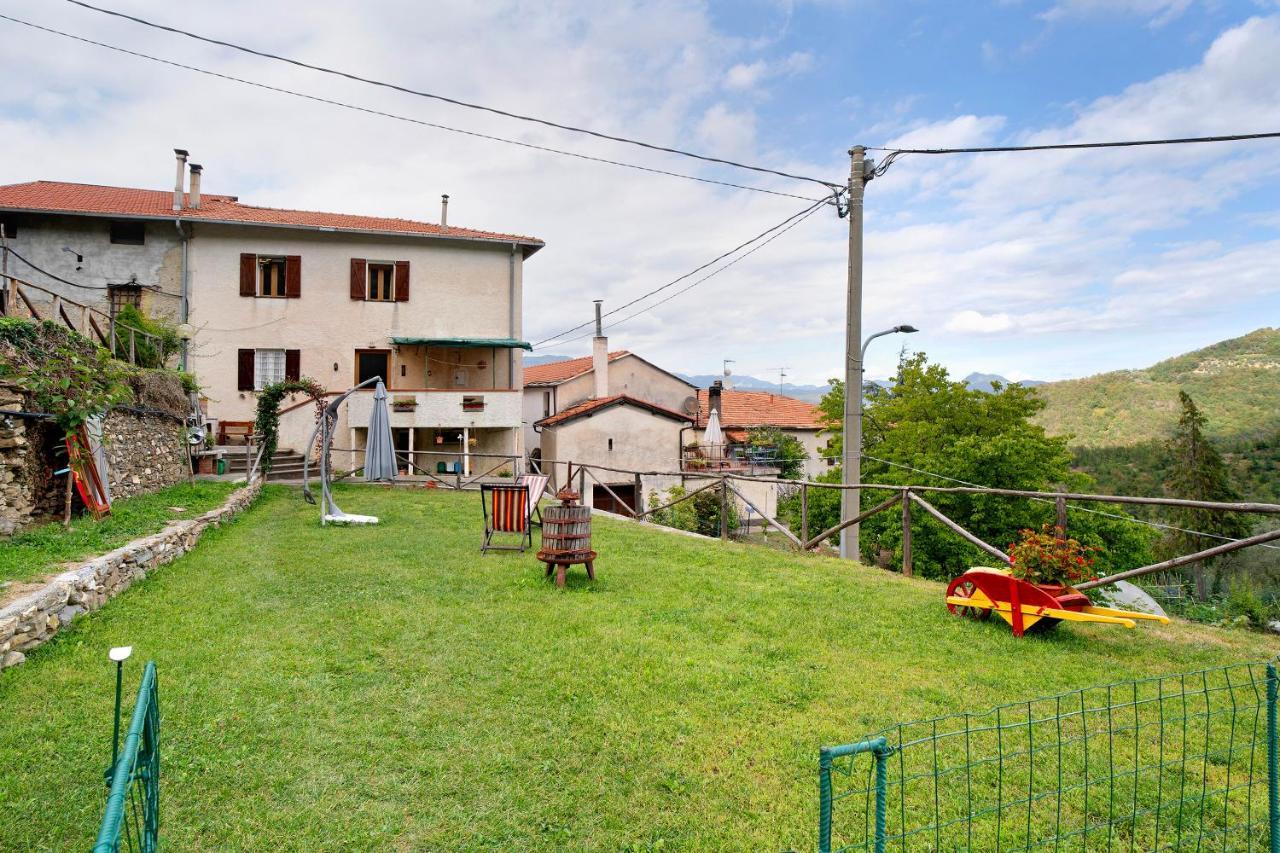 Ca De Baci Apartment Vessalico ภายนอก รูปภาพ